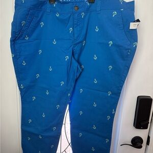 Old Navy Boyfriend Skinny- Blue Anchor Size 18
